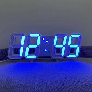 조정 가능한 전자 책상 시계 장식 침실 거실용 LED 시계 어둠 속에서 빛나는 모드 벽 장식 집 장식