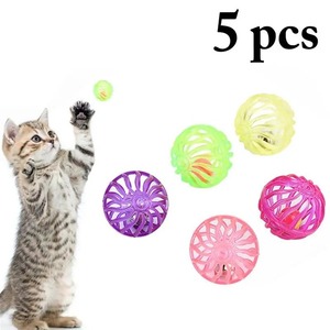 Dorakitten 재미있는 고양이 공 장난감 중공 훈련 고양이 인터랙티브 장난감 고양이 벨 장난감 애완 동물 용품 무작위 색상 5 개