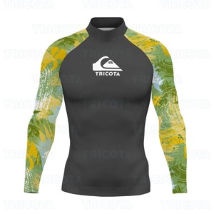 남성 서핑 수영복 비치 래쉬 가드 UPF 50 + 긴 소매 스플라이스 UV 자외선 차단 기본 피트니스 다이빙 수영복