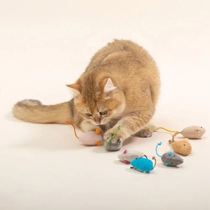 개박하 쥐 고양이 상호 작용 재미있는 봉제 쥐 고양이 장난감 새끼 고양이용 다채로운 가짜 쥐 애완 동물 액세서리 1PC
